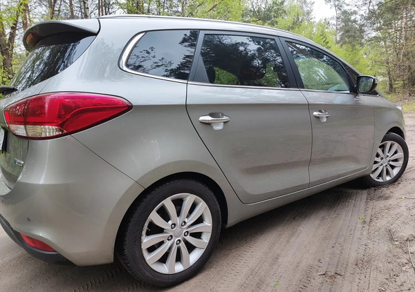 Kia Carens cena 46800 przebieg: 159155, rok produkcji 2016 z Ujazd małe 407